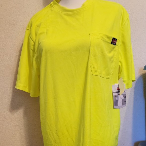 Wrangler Other - NWT Wrangler Performance Pen Pocket Tee